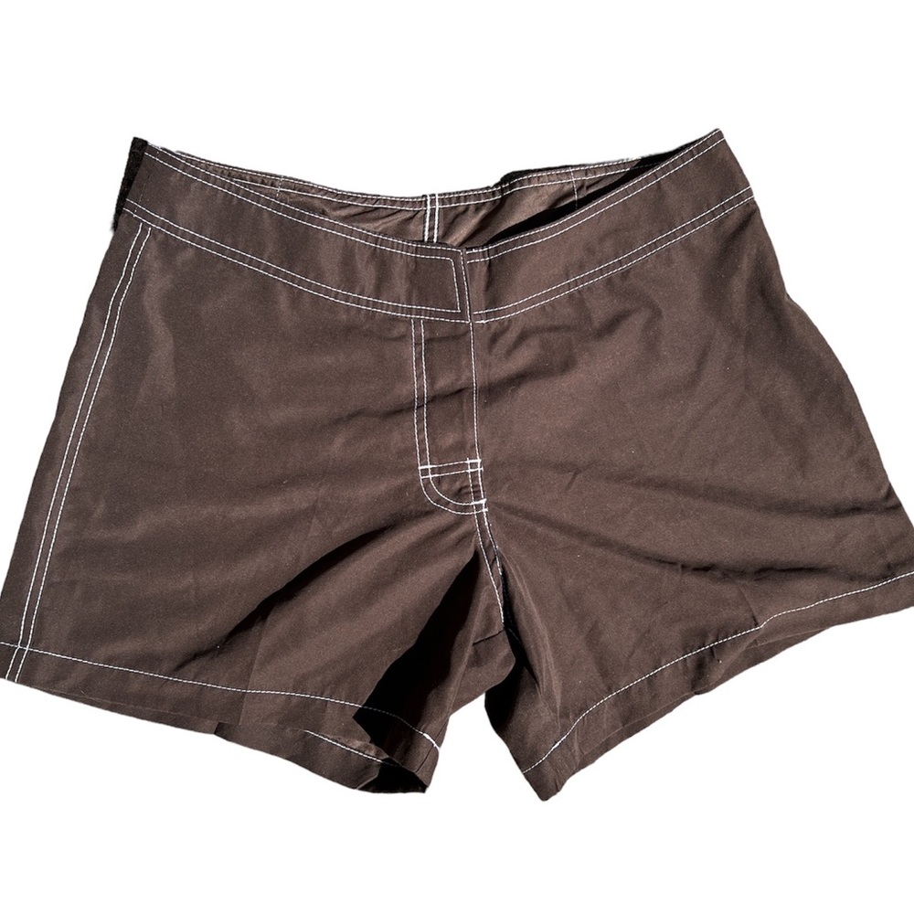 2000s brown booty shorts
